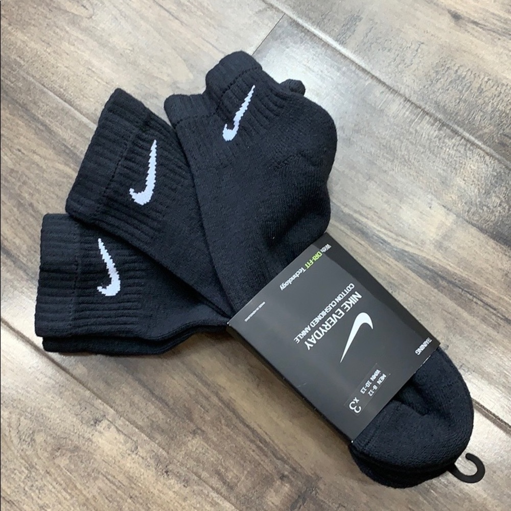 NIKE 3 pairs EVERYDAY COTTON CUSHIONED ANKLE TRAININ SOCKS - Picture 1 of 16